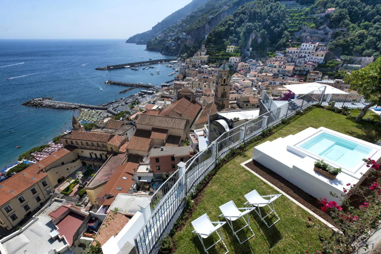 Amore Rentals - Palazzo Della Storia Amalfi Eksteriør bilde