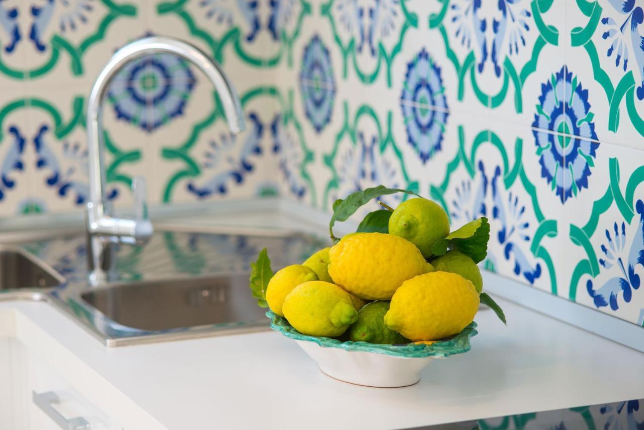 Amore Rentals - Palazzo Della Storia Amalfi Eksteriør bilde