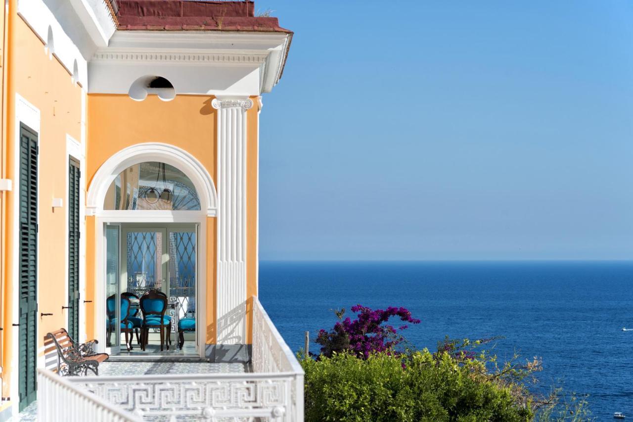 Amore Rentals - Palazzo Della Storia Amalfi Eksteriør bilde